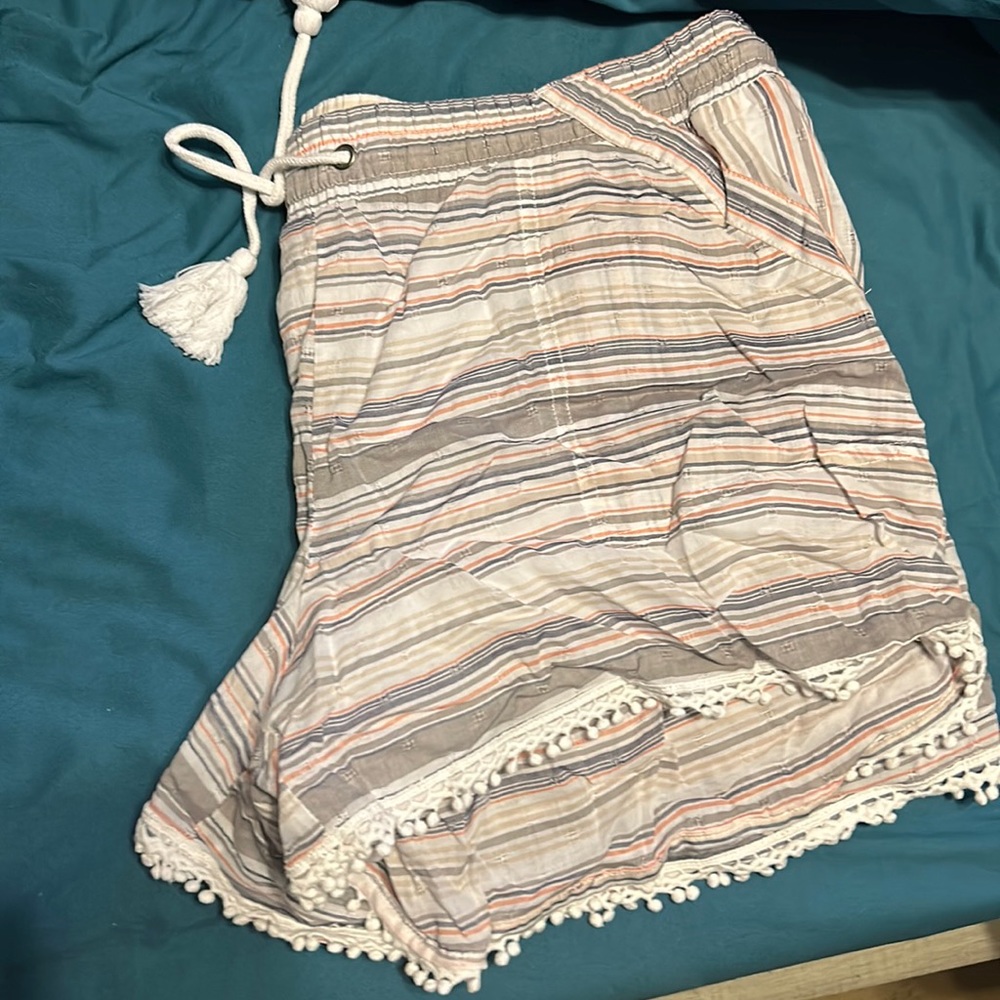 Maurice's shorts